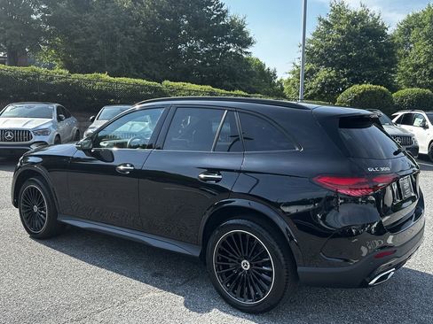 Certified 2025 Mercedes-Benz GLC 300 4MATIC image 6