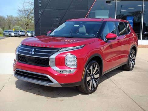 New 2026 Mitsubishi Outlander SE AWD/4WD image 1