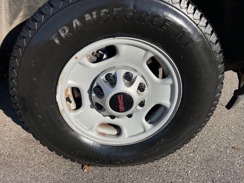 Used 2024 GMC Sierra 2500 Pro w/ Fleet Convenience Package image 18