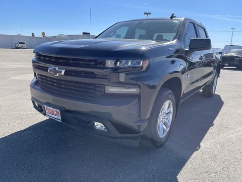 Used 2020 Chevrolet Silverado 1500 RST w/ Texas Edition image 8