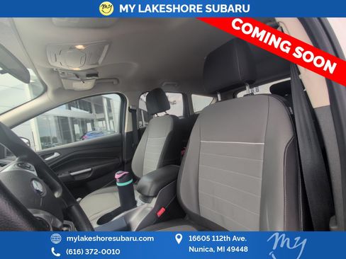 Used 2015 Ford Escape SE AWD/4WD image 16