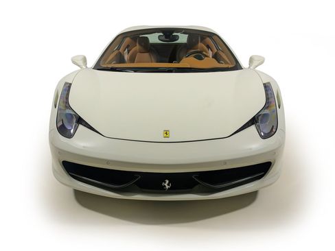 Used 2015 Ferrari 458 Spider RWD image 11