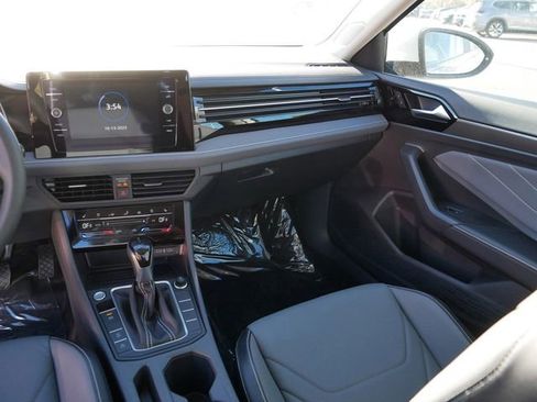 New 2026 Volkswagen Jetta SEL FWD image 10