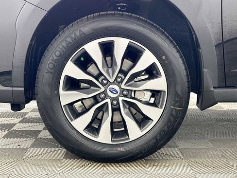 Certified 2025 Subaru Outback Limited w/ Popular Package #2 image 30