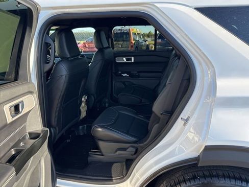 Certified 2022 Ford Explorer ST w/ Equipment Group 401A AWD/4WD image 24