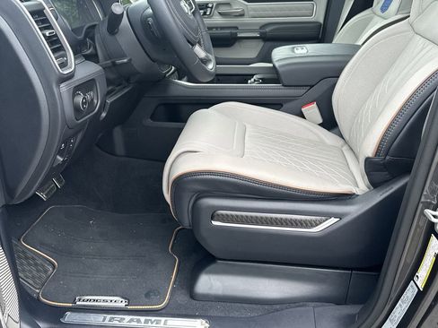Used 2025 RAM 1500 Tungsten w/ Towing Technology Group AWD/4WD image 9