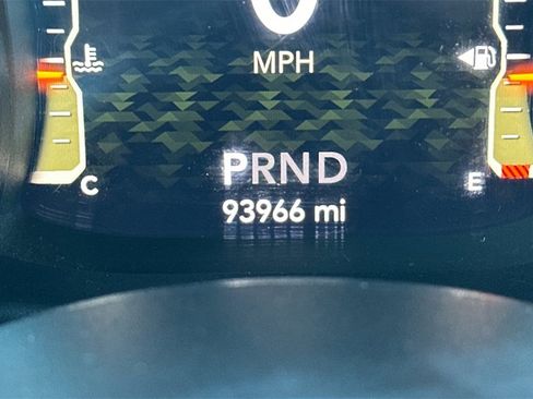 Used 2019 Jeep Wrangler Unlimited Sahara w/ Quick Order Package 24M Moab image 25