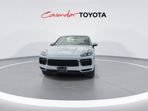 Used 2021 Porsche Cayenne Coupe AWD/4WD image 3