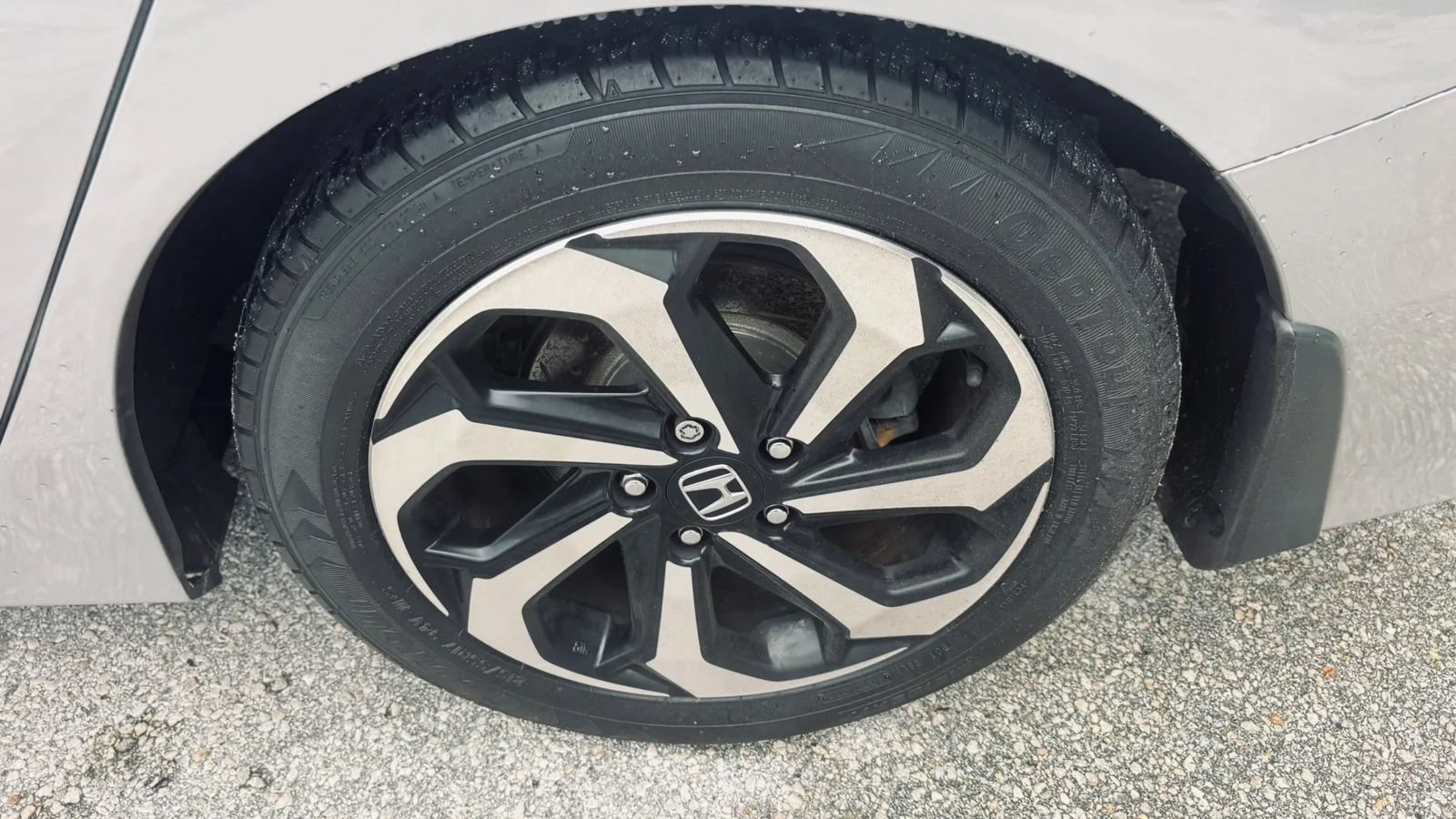 Used 2017 Honda Accord EX-L image 22