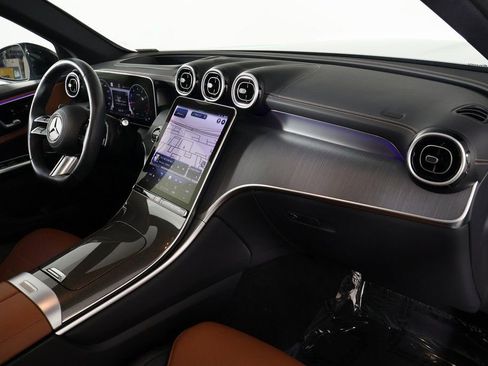 Certified 2023 Mercedes-Benz GLC 300 image 9