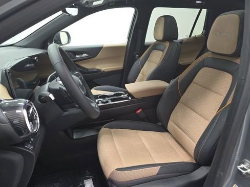 New 2026 Chevrolet Equinox ACTIV w/ Safety and Technology Package image 20