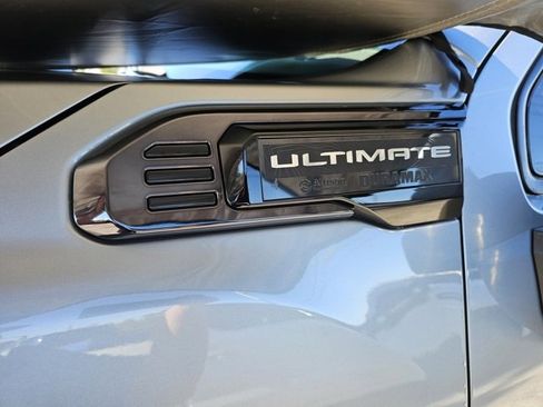 Used 2024 GMC Sierra 3500 Denali Ultimate image 14