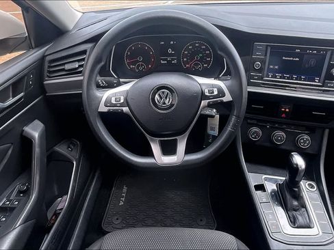 Used 2019 Volkswagen Jetta S w/ Driver Assistance Package FWD image 13