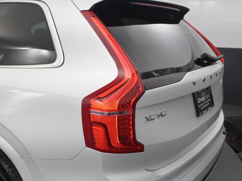 Used 2019 Volvo XC90 T6 R-Design w/ Protection Package image 15