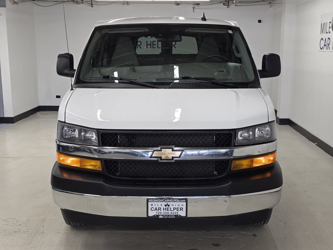 Used 2024 Chevrolet Express 3500 LT w/ LT Preferred Equipment Group RWD image 2