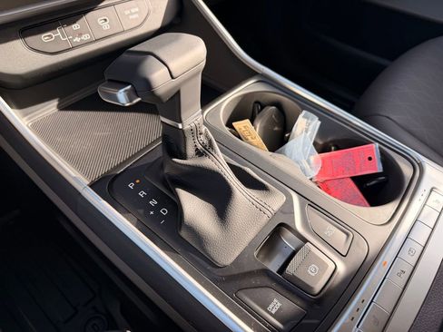 New 2026 Kia Carnival image 21