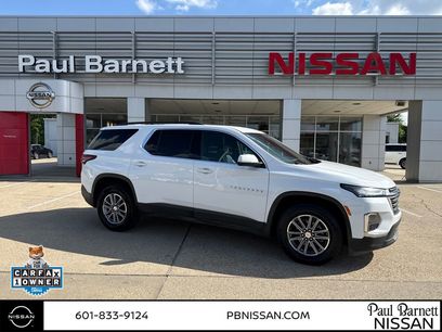 Used 2023 Chevrolet Traverse LT