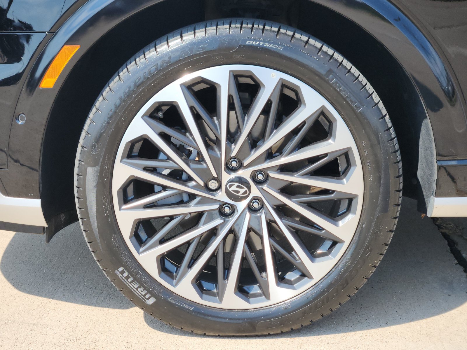 Used 2026 Hyundai Palisade Calligraphy FWD image 11