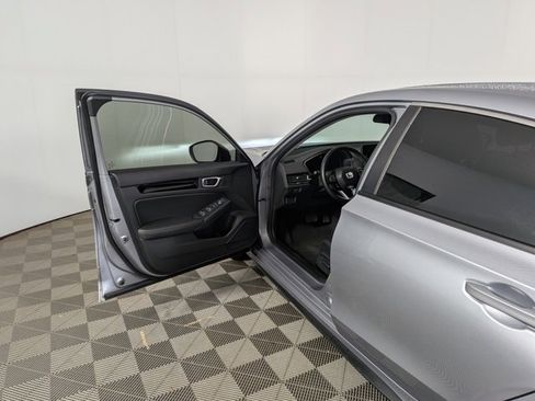 Used 2024 Honda Civic EX-L image 12