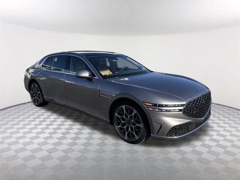 Used 2025 Genesis G90 3.5T image 3