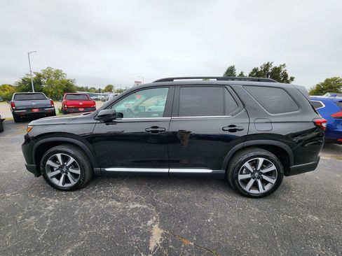 Used 2023 Honda Pilot Elite image 4