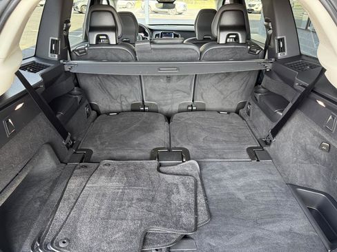Used 2024 Volvo XC90 B6 Plus image 51