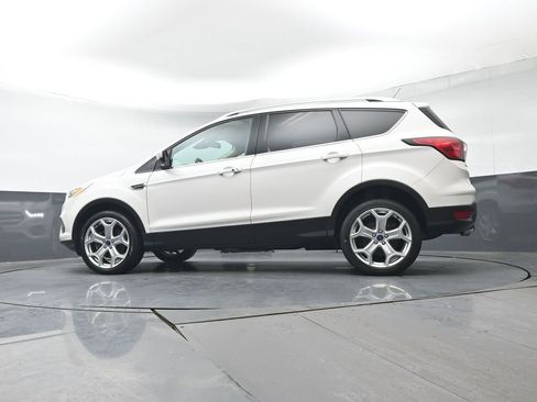 Used 2019 Ford Escape Titanium image 35