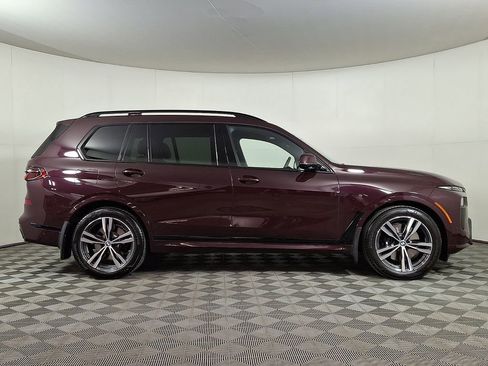 Certified 2024 BMW X7 xDrive40i w/ Executive Package image 10
