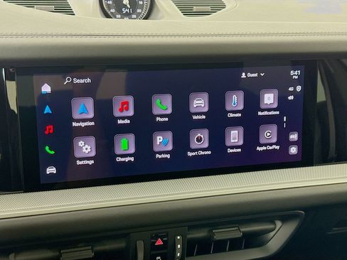 Certified 2025 Porsche Cayenne E-Hybrid AWD/4WD image 18