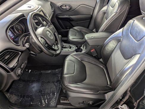 Certified 2020 Jeep Cherokee Latitude Plus image 10