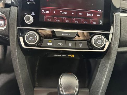 Used 2020 Honda Civic Sport image 23