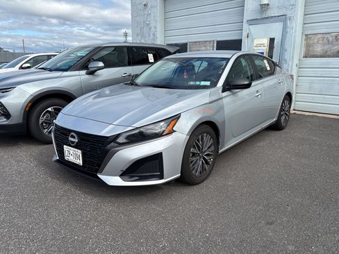 Used 2026 Nissan Altima 2.5 SV FWD image 5