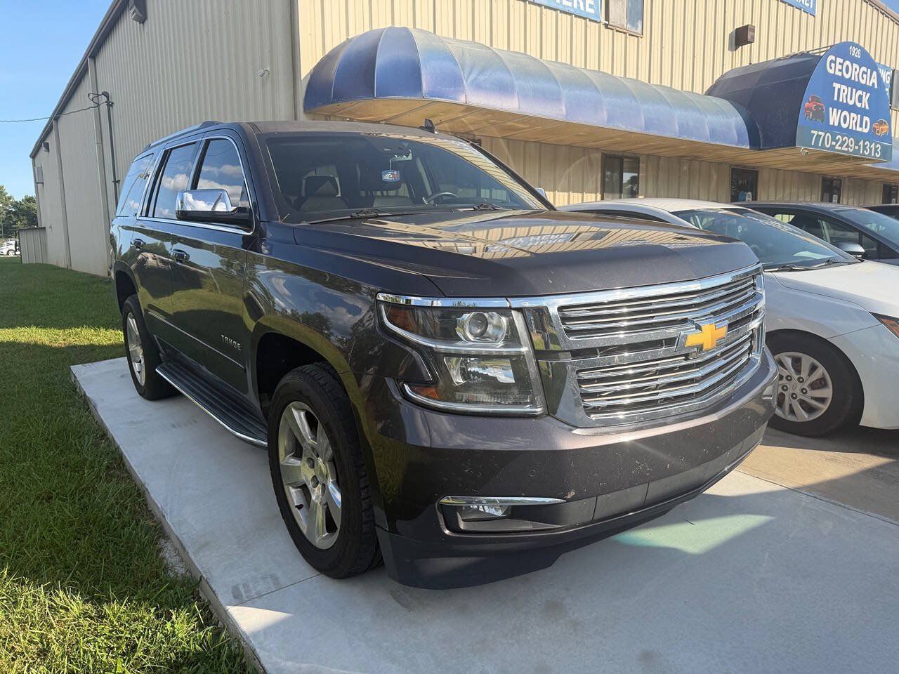 Used 2015 Chevrolet Tahoe LTZ RWD image 2