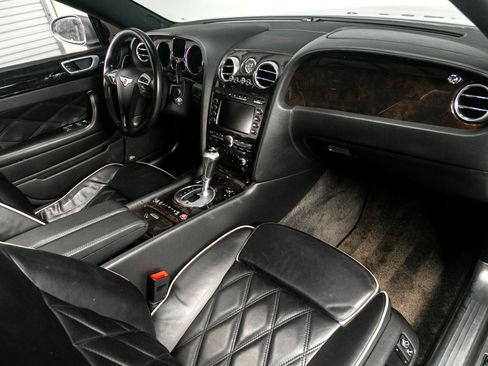 Used 2009 Bentley Flying Spur Flying Spur Speed w/ Convenience Specification Pkg image 10