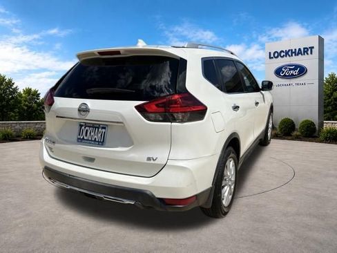 Used 2017 Nissan Rogue SV w/ SV Premium Package FWD image 7