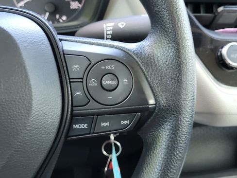 Used 2024 Toyota Corolla LE FWD image 16