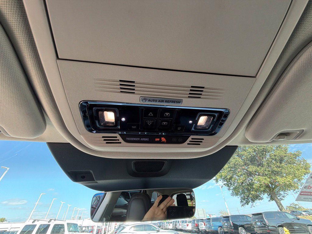 Used 2025 Lincoln Aviator Reserve w/ Equipment Group 201A AWD/4WD image 33