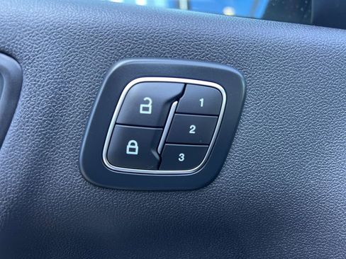 Used 2025 Ford Escape Platinum w/ Class II Trailer Tow Package image 27