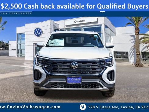 New 2026 Volkswagen Atlas Cross Sport SE image 2