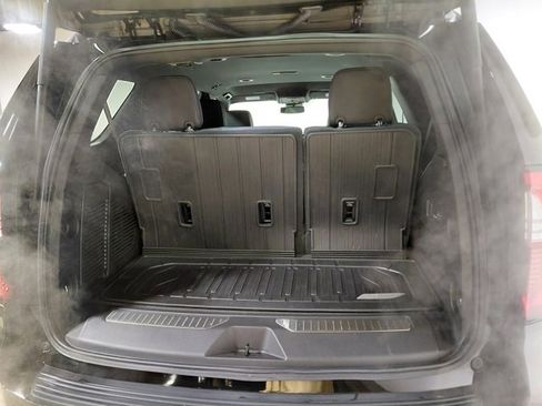 Used 2025 GMC Yukon AT4 w/ LPO, Floor Liner Package image 50