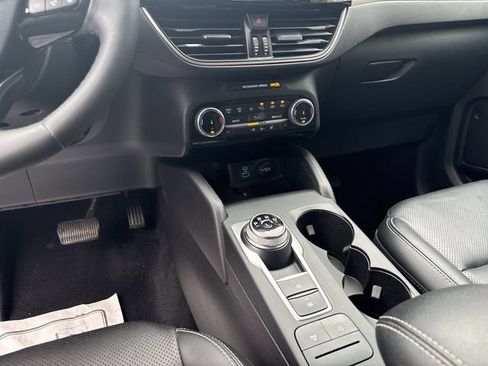 Used 2022 Ford Escape SEL w/ Technology Package FWD image 20