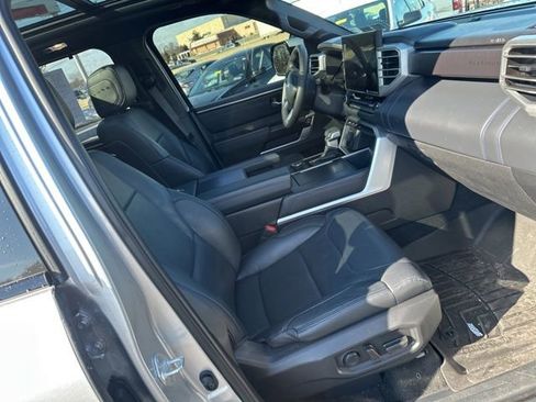 Used 2023 Toyota Sequoia Platinum image 10