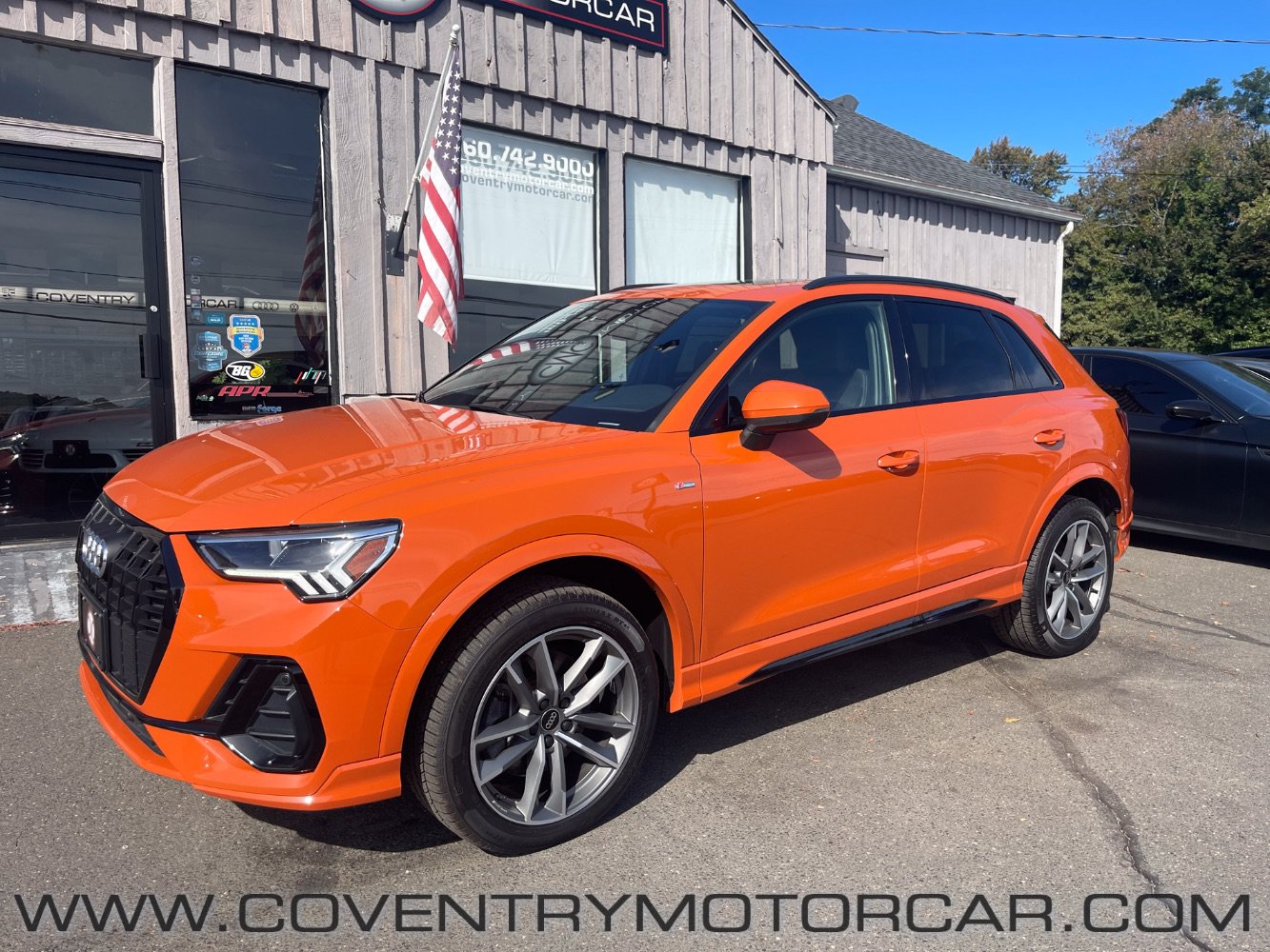Used 2024 Audi Q3 2.0T Premium Plus w/ Premium Plus Package AWD/4WD image 2