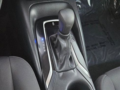 Used 2023 Toyota Corolla LE image 12