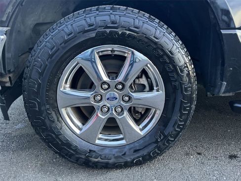 Used 2019 Ford F150 XLT w/ Equipment Group 302A Luxury image 9