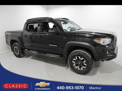 Used 2023 Toyota Tacoma TRD Off-Road AWD/4WD image 1