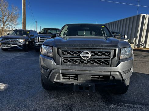 Used 2024 Nissan Frontier S w/ Technology Package image 9