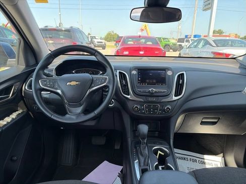 Used 2024 Chevrolet Equinox LT FWD image 14
