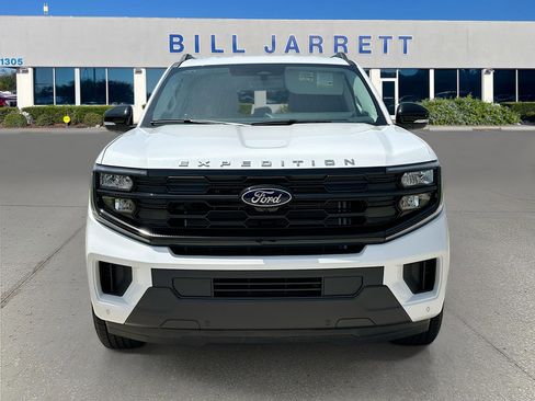 New 2026 Ford Expedition Max Active RWD image 2