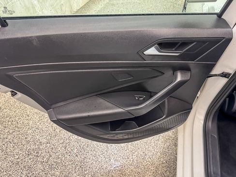 Used 2021 Volkswagen Jetta SEL Premium image 24